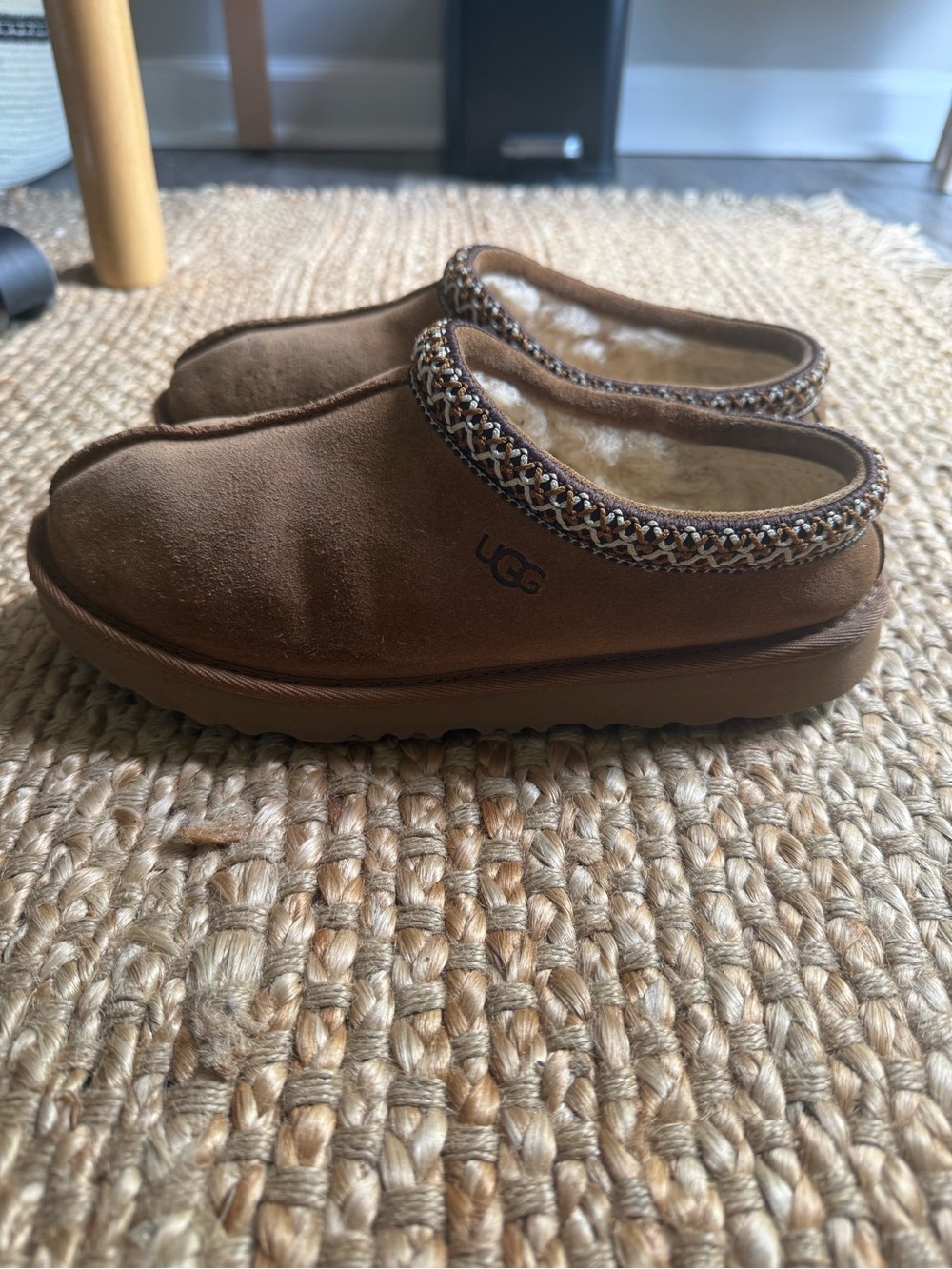 UGG Tasman Slippers Chestnut Suede Shearling Lined Slip-On Comfort Clogs